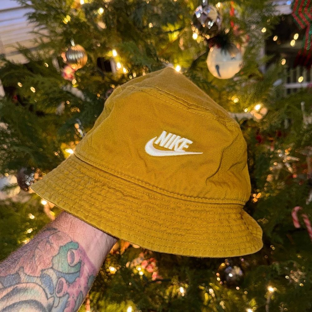 Nike Tan Bucket Hat